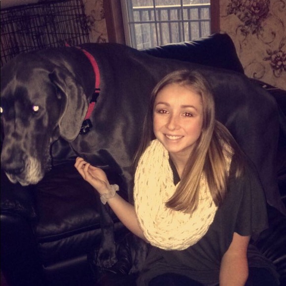 Meet the Posher - Picture 3 of 3